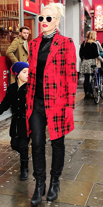 010312-gwen-stefani-350